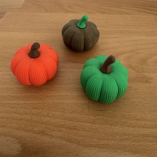 Renkli bal kabakları - Turuncu, Yeşil ve Altın